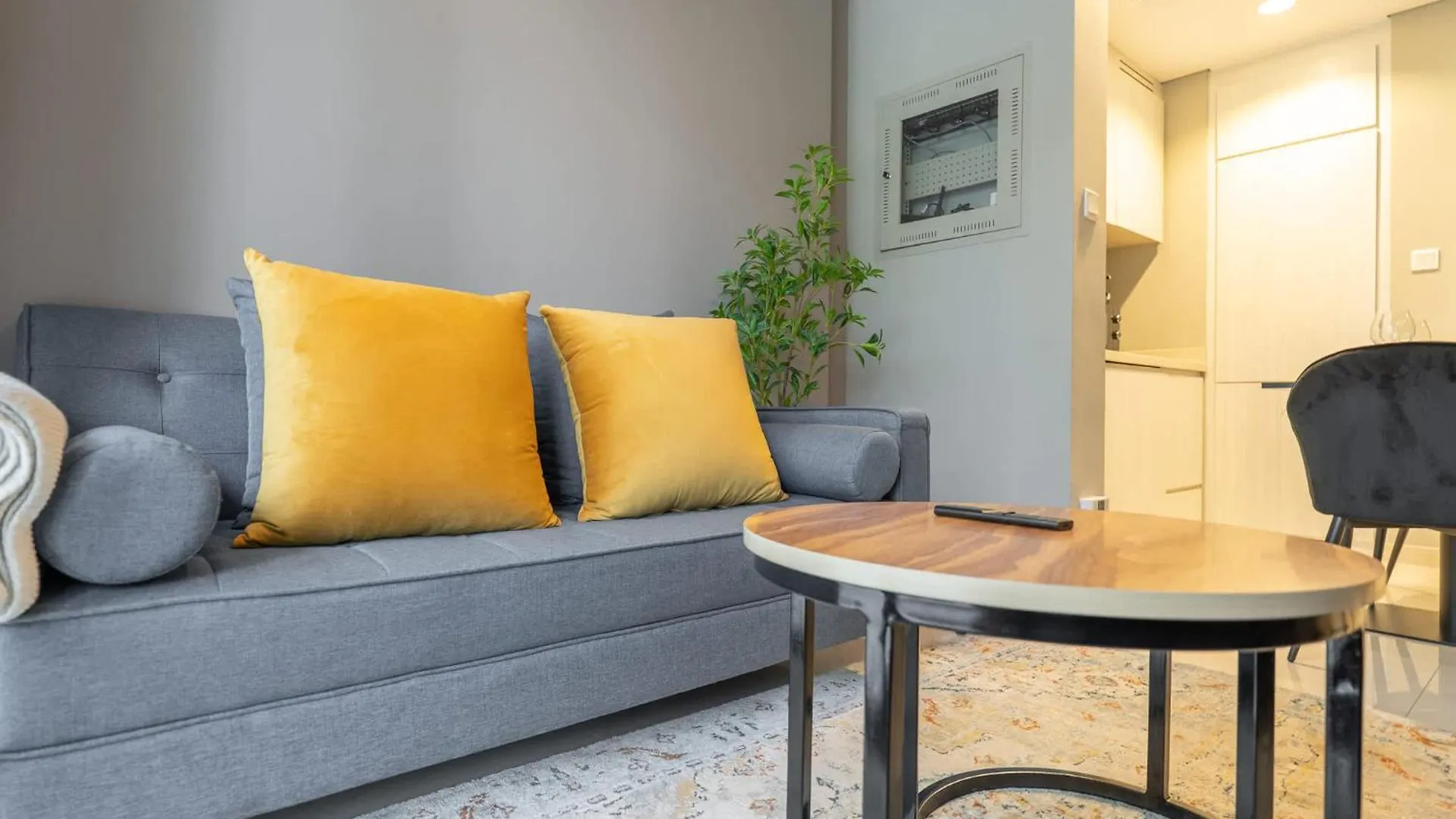Excellent 1 Bedroom In Zada Tower With Balcony Dubai Apartment