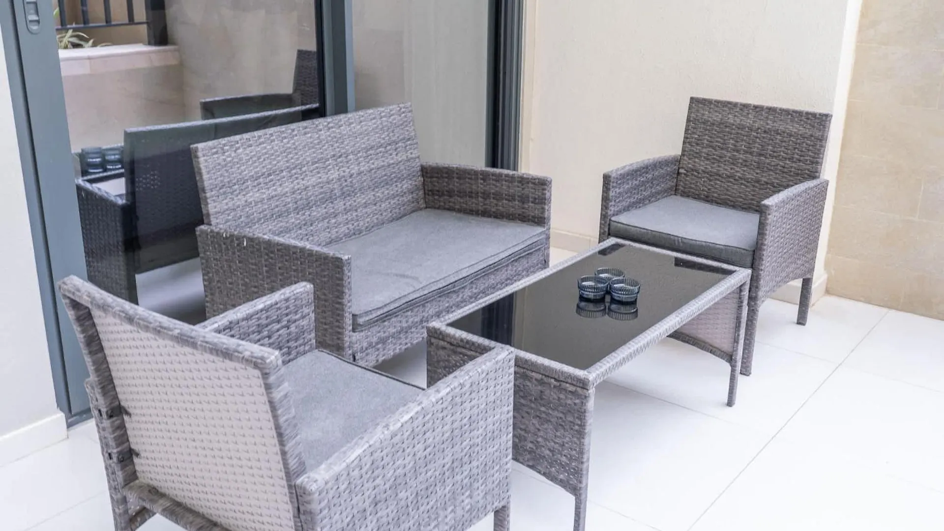 Apartment Excellent 1 Bedroom In Zada Tower With Balcony Dubai